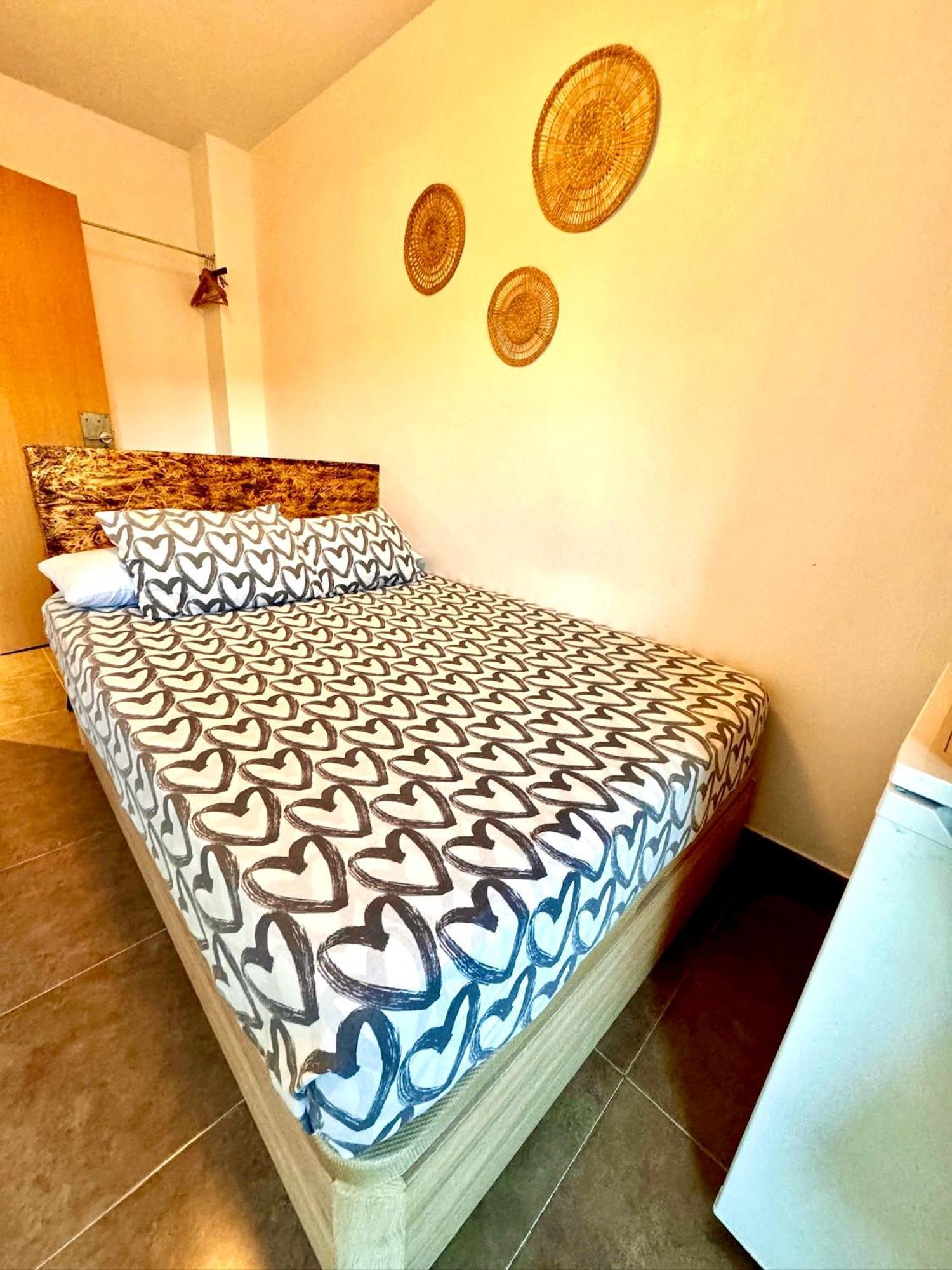 Mt Boutique Suites Y Apartamentos - Adults Only - Mataró Kültér fotó