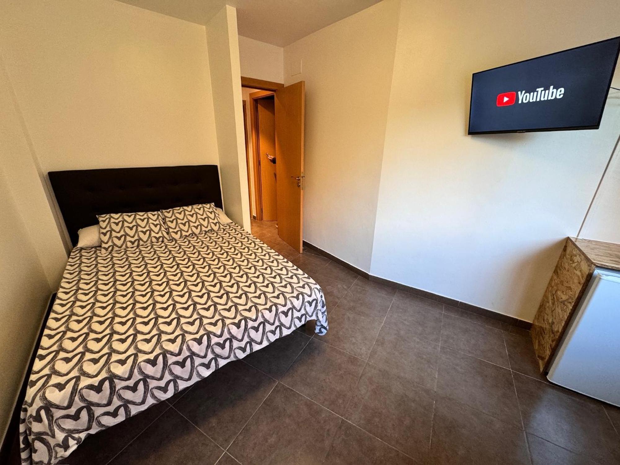 Mt Boutique Suites Y Apartamentos - Adults Only - Mataró Kültér fotó