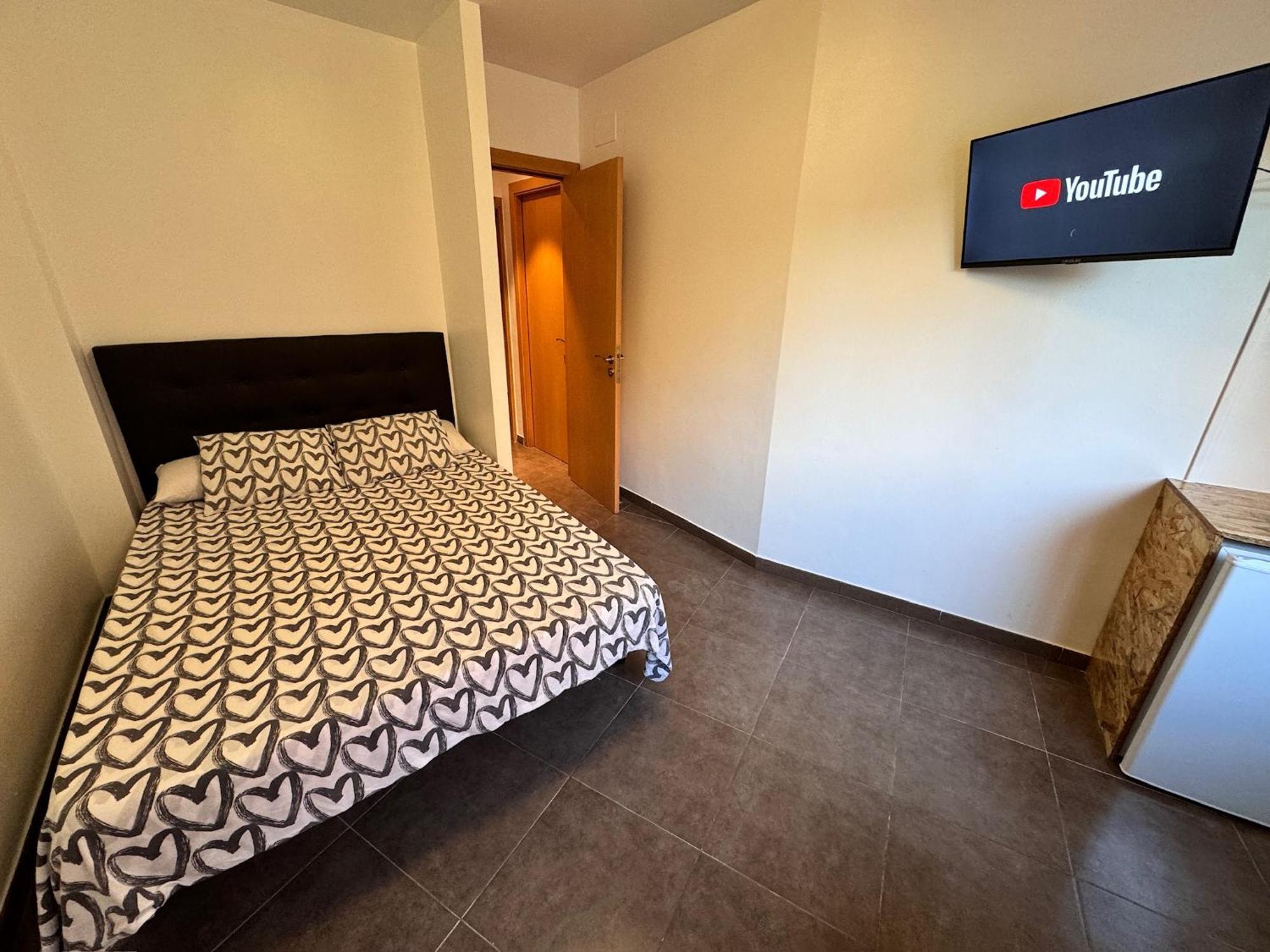 Mt Boutique Suites Y Apartamentos - Adults Only - Mataró Kültér fotó