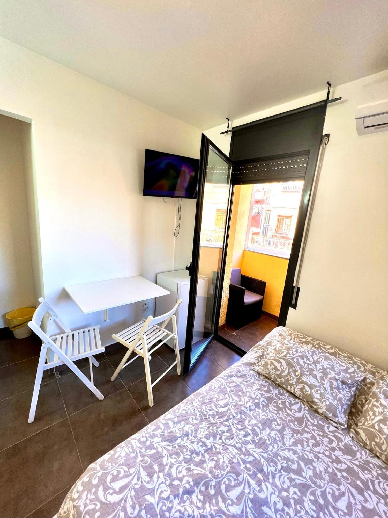 Mt Boutique Suites Y Apartamentos - Adults Only - Mataró Kültér fotó
