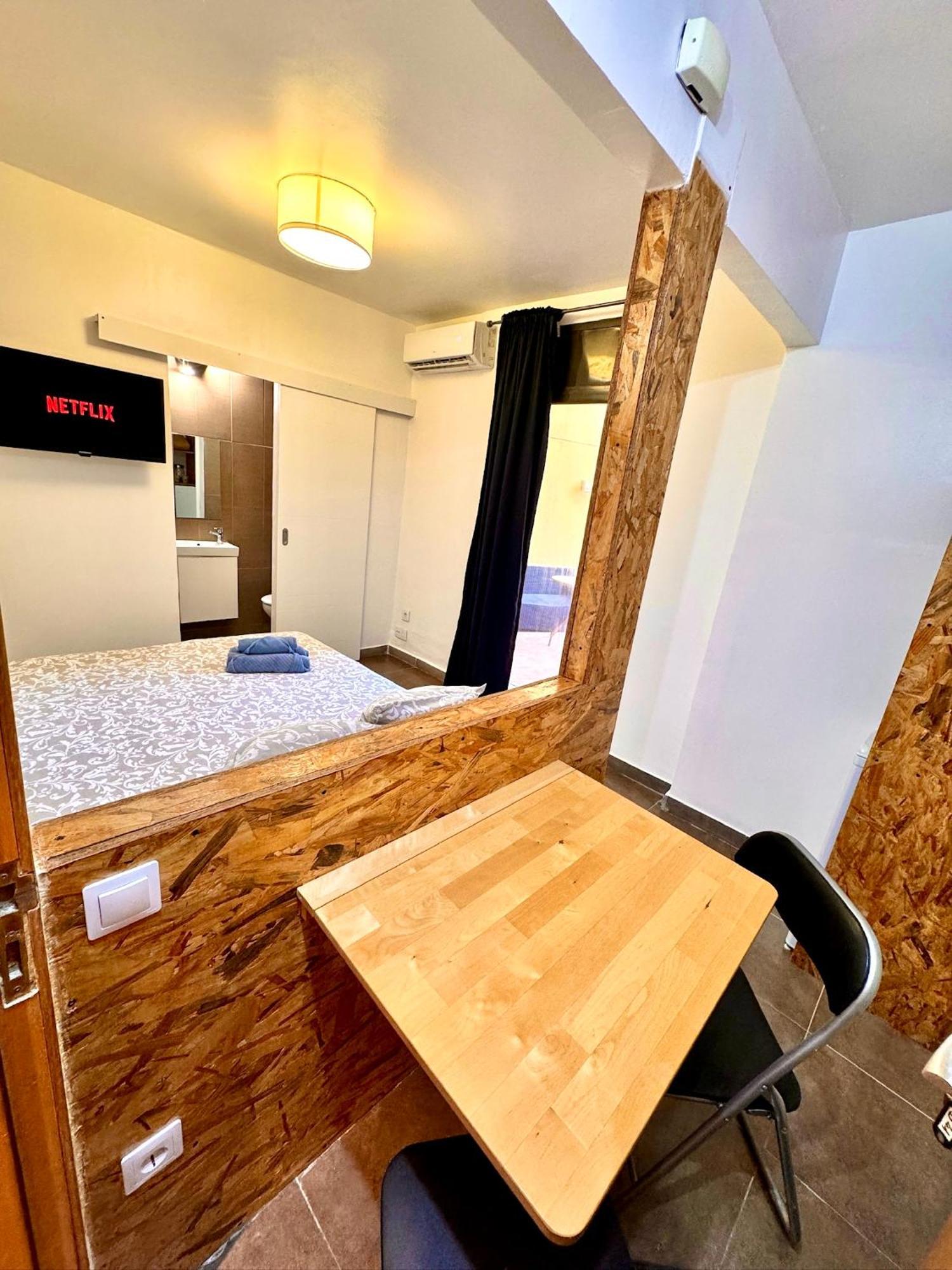 Mt Boutique Suites Y Apartamentos - Adults Only - Mataró Kültér fotó