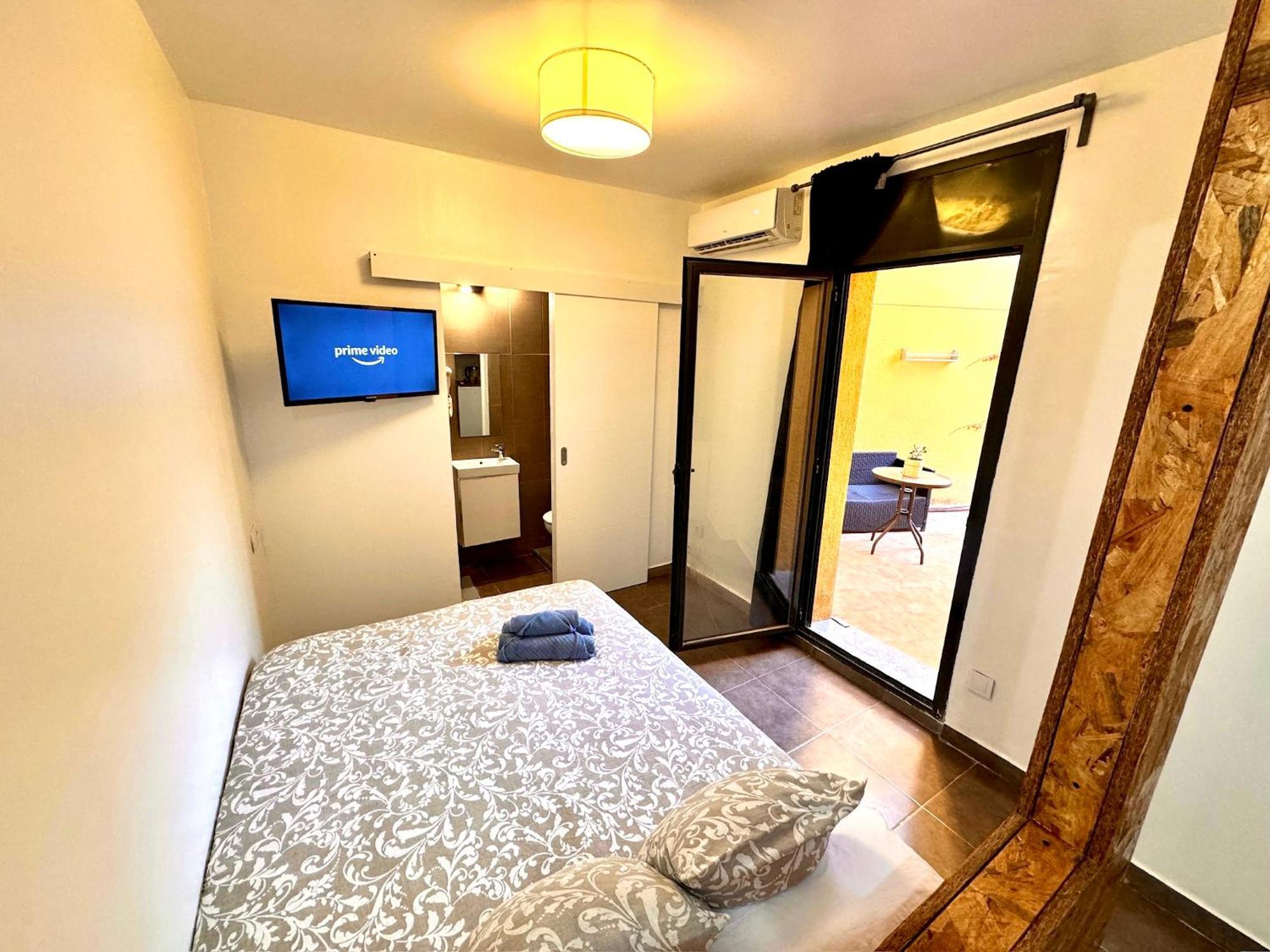 Mt Boutique Suites Y Apartamentos - Adults Only - Mataró Kültér fotó