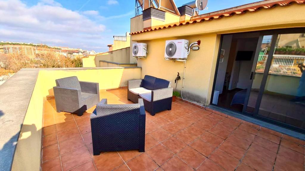 Mt Boutique Suites Y Apartamentos - Adults Only - Mataró Kültér fotó